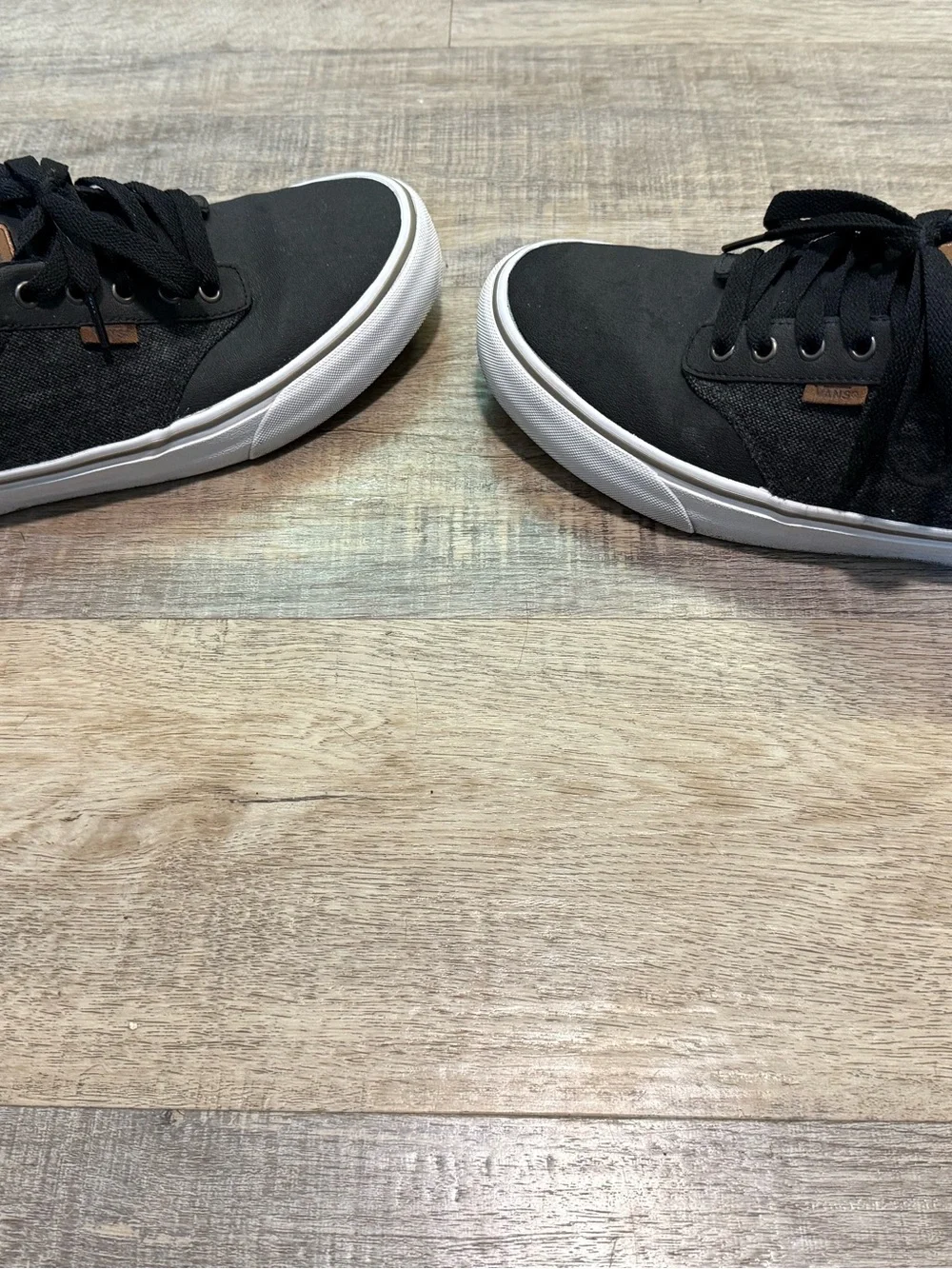 Vans Men’s Black Canvas Low-Top Sneakers Size 11